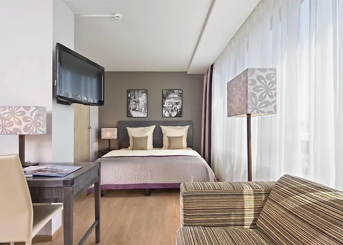 Hotel Mitte 3*